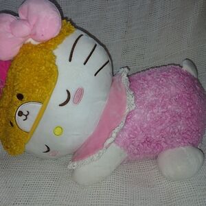 Sanrio Sleeping Hello Kitty. Soft and cuddly. Perfect for every Kawaii Lover.